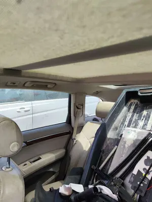 Foto de ASIDERO TECHO TRASERO DERECHO AUDI Q7 (4L) 3.0 V6 24V TDI (233 CV / 171 KW) referencia 8P0857608H FKZ