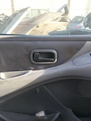 Foto de MANETA INTERIOR DELANTERA IZQUIERDA NISSAN ALMERA TINO (V10M) 1.8 16V CAT (114 CV / 84 KW) referencia 80671BN800