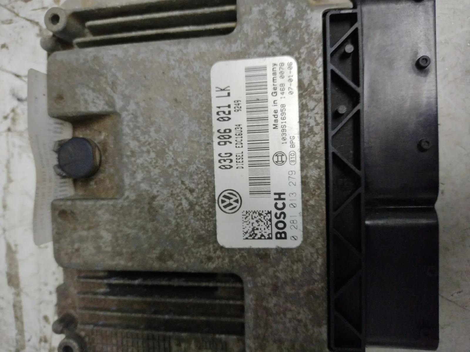 Foto de CENTRALITA MOTOR UCE SEAT LEON (1P1) 1.9 TDI (105 CV / 77 KW) referencia 03G906021LK