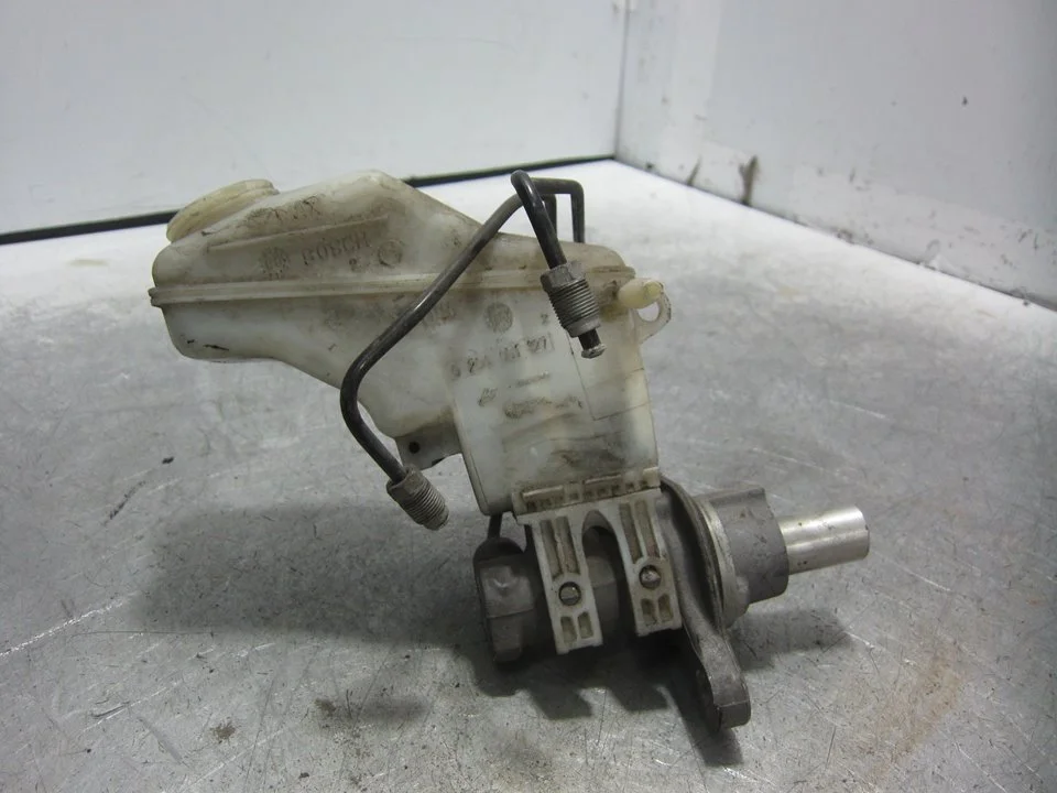 Foto de BOMBA FRENO OPEL CORSA D referencia 0204051127