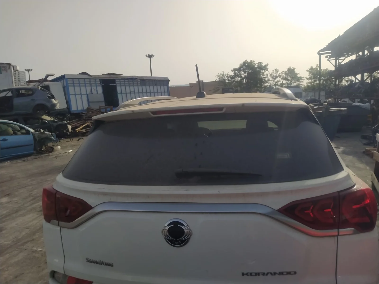 Foto de PORTON TRASERO SSANGYONG KORANDO 1.6 Turbodiesel CAT (136 CV / 100 KW) referencia 6401134107