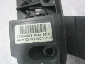Foto de MANDO VOLANTE CITROEN XSARA BERLINA 1.6 16V CAT (NFU / TU5JP4) (109 CV / 80 KW) referencia 96481641XT foto 2
