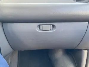 Foto de GUANTERA NISSAN SERENA (C23M) 2.3 Diesel (75 CV / 55 KW)