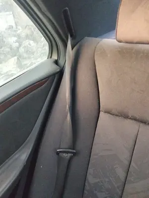 Foto de CINTURON SEGURIDAD TRASERO DERECHO MERCEDES-BENZ CLASE E (BM 210) BERLINA 3.0 Diesel CAT (136 CV / 100 KW)