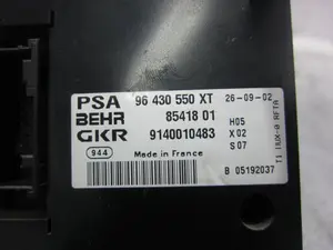 Foto de MANDO CALEFACCION / AIRE ACONDICIONADO PEUGEOT 206 1.6 16V CAT (109 CV / 80 KW) referencia 96430550XT foto 2