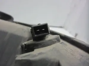 Foto de FARO IZQUIERDO PEUGEOT 206 BERLINA 4-PT. 1.4 (75 CV / 55 KW) referencia 9628666880 foto 10