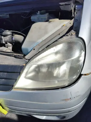 Foto de FARO IZQUIERDO MERCEDES-BENZ VANEO (BM 414) COMPACT VAN 1.7 CDI Diesel CAT (75 CV / 55 KW) referencia A4148200061 foto 2