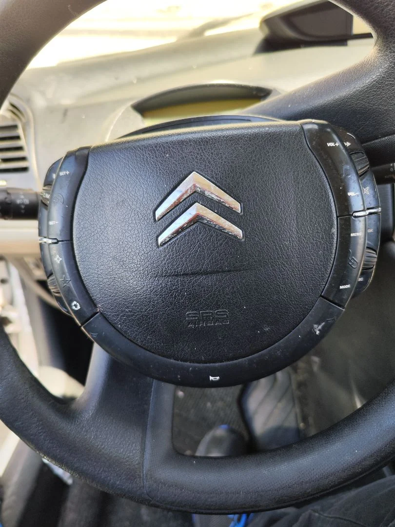 Foto de AIRBAG DELANTERO IZQUIERDO CITROEN C4 BERLINA 1.6 16V HDi (90 CV / 66 KW)
