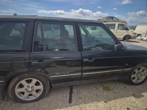 Foto de LUNA TRASERA DERECHA LAND ROVER RANGE ROVER (LP) 4.6 CAT (218 CV / 160 KW)