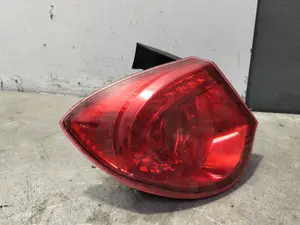 Foto de PILOTO TRASERO IZQUIERDO ALFA ROMEO GIULIETTA (191) 2.0 JTDM CAT (175 CV / 129 KW) referencia 50513613 foto 3