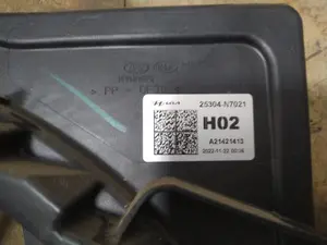 Foto de ELECTROVENTILADOR HYUNDAI TUCSON (NX) híbrido-suave 100 kW (1.6 Ltr. - 100 kW CRDi) (136 CV / 100 KW) referencia 25304N7021 foto 3