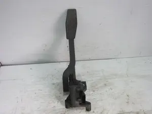 Foto de PEDAL ACELERADOR OPEL CORSA C 1.0 12V CAT (Z 10 XE / LW3) (58 CV / 43 KW) referencia 9129423