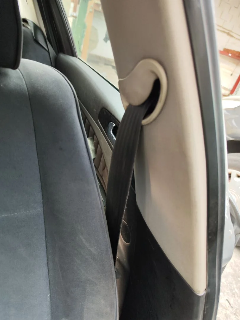 Foto de CINTURON SEGURIDAD DELANTERO IZQUIERDO ALFA ROMEO 159 (140) 1.9 JTD (M) 16V CAT (150 CV / 110 KW)
