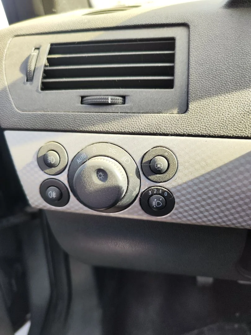 Foto de MANDO LUCES OPEL ASTRA H GTC 1.7 16V CDTI (101 CV / 74 KW)