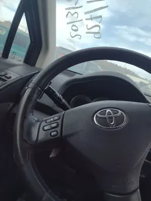 Foto de VOLANTE TOYOTA COROLLA VERSO (R1) 2.2 Turbodiesel CAT (136 CV / 100 KW) referencia 451000F110B0