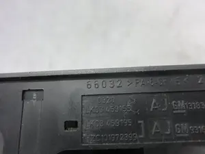Foto de MANDO ELEVALUNAS DELANTERO DERECHO OPEL ASTRA H BERLINA 1.7 16V CDTI (101 CV / 74 KW) referencia 66032 foto 2