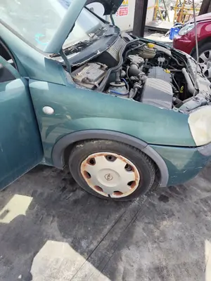 Foto de ALETA DELANTERA DERECHA OPEL CORSA C 1.4 16V (90 CV / 66 KW) referencia 9196449 foto 5