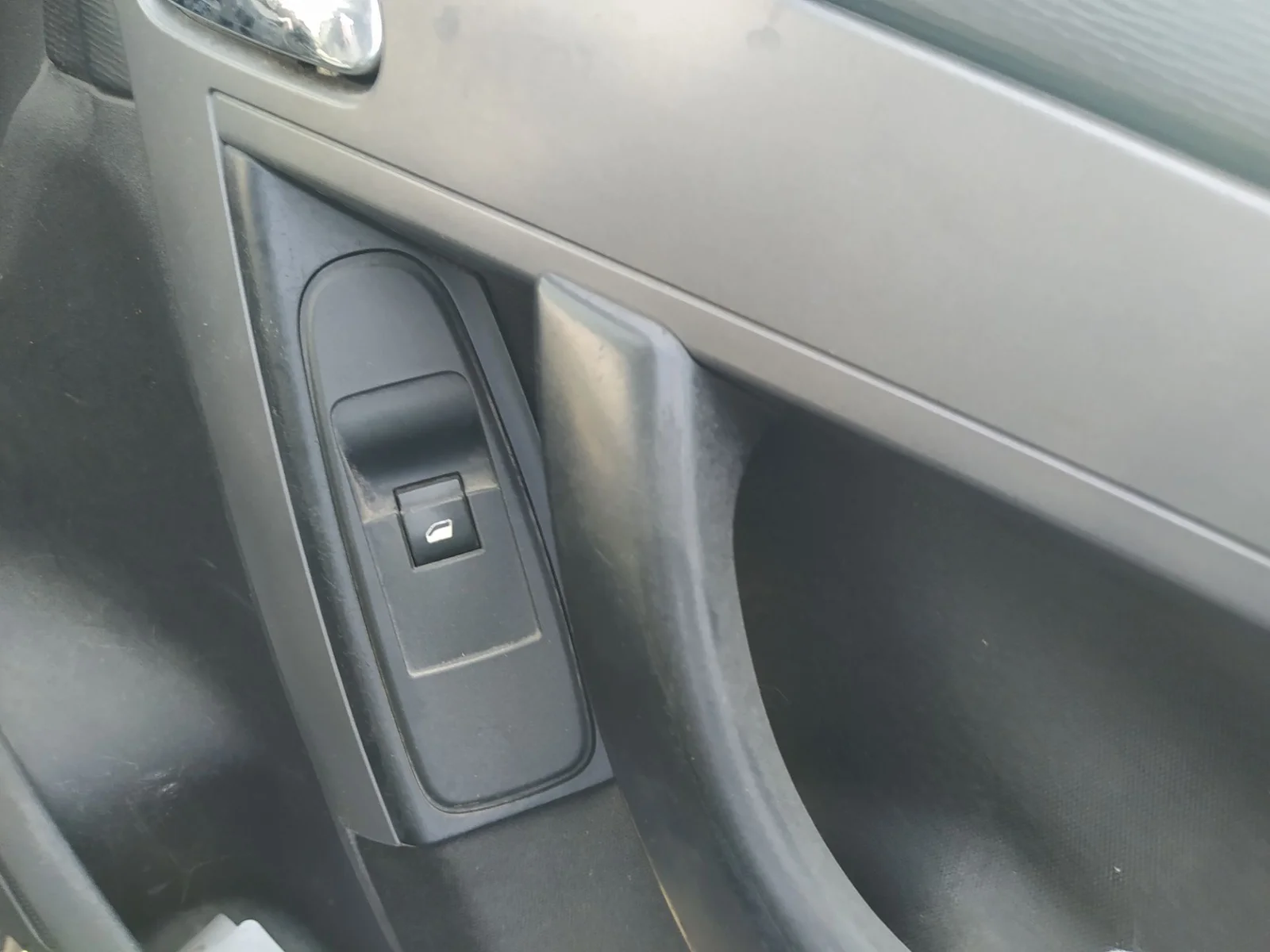 Foto de MANDO ELEVALUNAS DELANTERO DERECHO CITROEN C4 PICASSO 2.0 HDi FAP (150 CV / 110 KW)