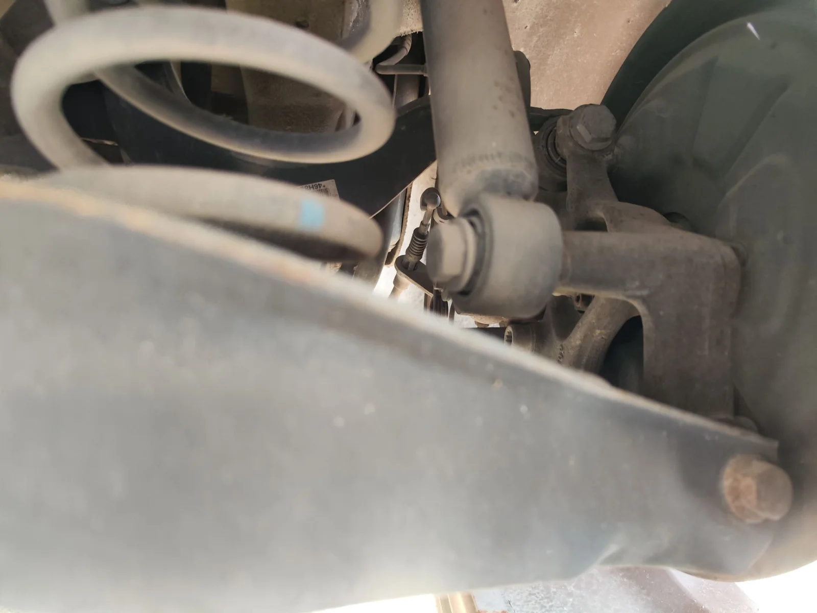 Foto de BRAZO SUSPENSION TRASERO DERECHO VOLKSWAGEN GOLF V (1K1)(10.2003) 1.4 16V TSI (170 CV / 125 KW) referencia 1K0505311AB