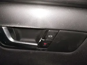 Foto de MANETA INTERIOR DELANTERA IZQUIERDA AUDI A4 BERLINA (8E)