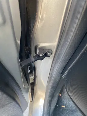 Foto de RETENEDOR PUERTA NISSAN MICRA (K12E) referencia 80430AX10B
