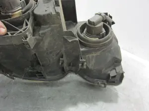 Foto de FARO IZQUIERDO BMW SERIE 3 COMPACTO (E46) 2.0 16V Diesel CAT (150 CV / 110 KW) referencia 0301187201 foto 4
