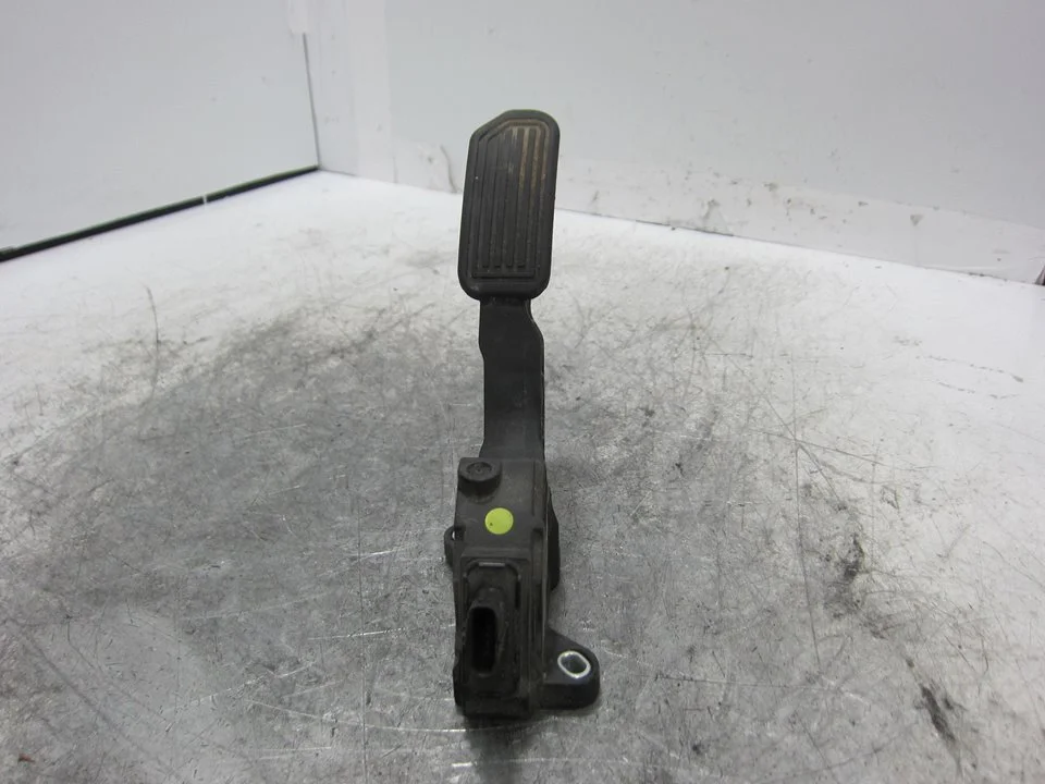 Foto de POTENCIOMETRO PEDAL LEXUS NX (AZ10) referencia 781100W040