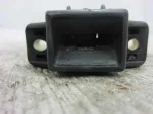 Foto de CERRADURA MALETERO / PORTON RENAULT MEGANE I COUPE (DA0) 1.9 dTi Diesel CAT (98 CV / 72 KW)