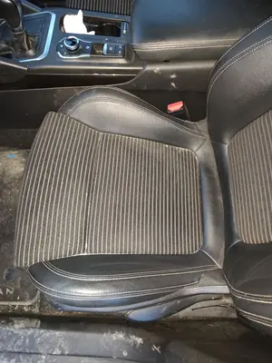 Foto de ASIENTO DELANTERO IZQUIERDO RENAULT TALISMAN SPORT TOURER 1.6 dCi Diesel FAP Energy (131 CV / 96 KW) referencia 876708701R