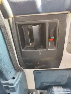 Foto de MANETA INTERIOR TRASERA DERECHA CHEVROLET ASTRO VAN 4.3 V6 CAT (189 CV / 139 KW)
