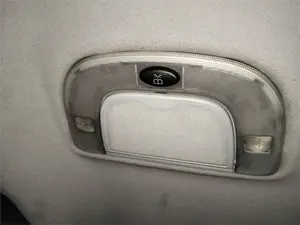 Foto de LUZ INTERIOR MERCEDES-BENZ CLASE S (BM 220) BERLINA