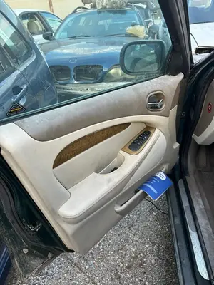 Foto de MANDO ELEVALUNAS DELANTERO IZQUIERDO JAGUAR S-TYPE (03.1999) 3.0 V6 24V CAT (238 CV / 175 KW)