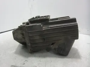 Foto de CAJA FILTRO AIRE PEUGEOT 407 2.0 16V HDi FAP CAT (RHR / DW10BTED4) (136 CV / 100 KW) referencia 9644910780 foto 2