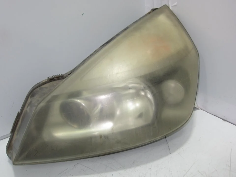Foto de FARO IZQUIERDO RENAULT ESPACE IV (JK0) 2.2 dCi Turbodiesel (150 CV / 110 KW) referencia 8200006664