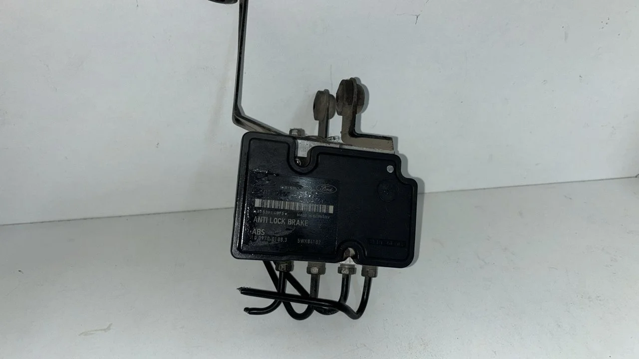 Foto de ABS FORD FOCUS BERLINA (CAP) referencia 3M512M110CA