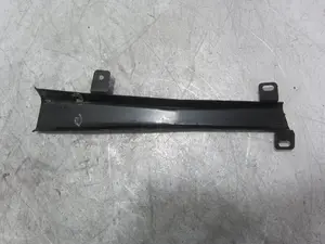 Foto de MOLDURA PORSCHE CAYENNE (TIPO 92A) referencia 7P0201546 foto 2