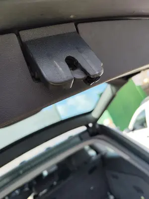 Foto de CERRADURA MALETERO / PORTON VOLKSWAGEN TOUAREG (7LA) 2.5 TDI (174 CV / 128 KW)