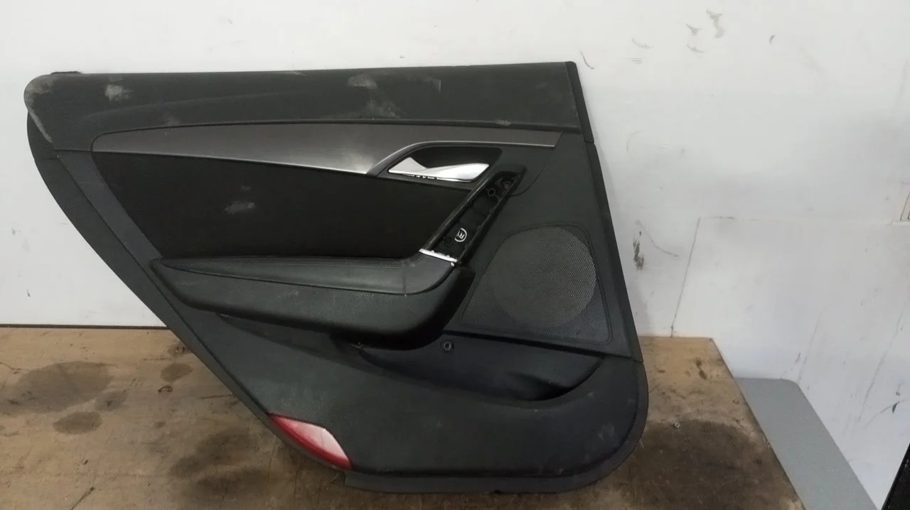 Foto de GUARNECIDO PUERTA TRASERA IZQUIERDA HYUNDAI I40 CW (VF) 1.7 CRDi CAT (141 CV / 104 KW) referencia 83330-3Z000