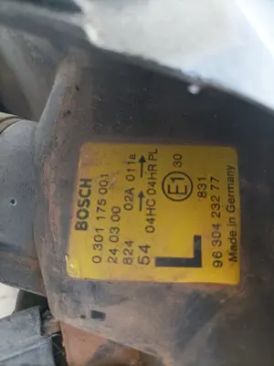 Foto de FARO IZQUIERDO PEUGEOT 406 BERLINA (S1/S2) referencia 9630423277 foto 4
