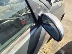 Foto de RETROVISOR DERECHO FORD FOCUS BERLINA (CAK) 1.8 TDCi CAT (101 CV / 74 KW) referencia 1347095