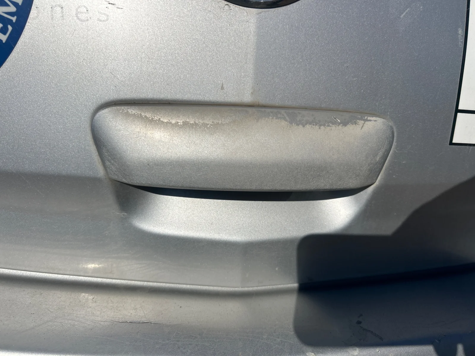 Foto de MANETA EXTERIOR MALETERO / PORTON OPEL CORSA D 1.3 16V CDTI (75 CV / 55 KW)