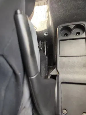 Foto de PALANCA FRENO CITROEN BERLINGO FURGÓN 1.6 16V HDi FAP (90 CV / 66 KW) referencia 4701E4