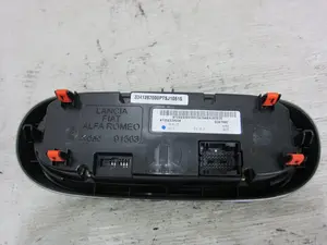 Foto de MANDO CALEFACCION / AIRE ACONDICIONADO FIAT 500X (334) 2.0 16V Multijet CAT (140 CV / 103 KW) referencia 91563 foto 2