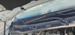Foto de BRAZO LIMPIA DELANTERO DERECHO RENAULT CAPTUR I 1.5 dCi Diesel FAP (110 CV / 81 KW)