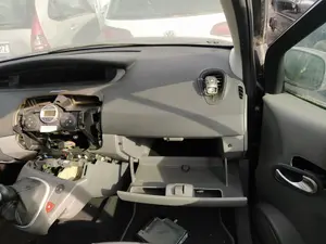 Foto de AIRBAG DELANTERO DERECHO RENAULT SCENIC II 1.6 16V (113 CV / 83 KW) referencia 8200230383