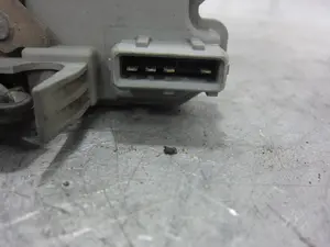 Foto de CERRADURA PUERTA TRASERA DERECHA PEUGEOT 206 1.4 HDi (68 CV / 50 KW) foto 2