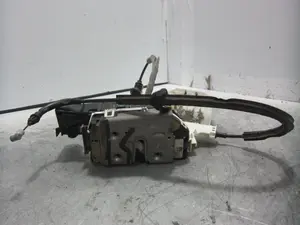 Foto de CERRADURA PUERTA DELANTERA DERECHA FIAT 500X (334) 2.0 16V Multijet CAT (140 CV / 103 KW) referencia 40126025003