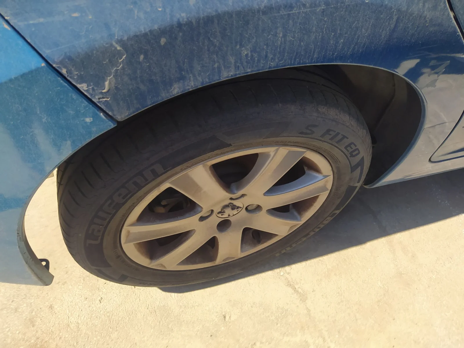 Foto de BRAZO SUSPENSION TRASERO DERECHO PEUGEOT 207 1.6 16V CAT (109 CV / 80 KW)