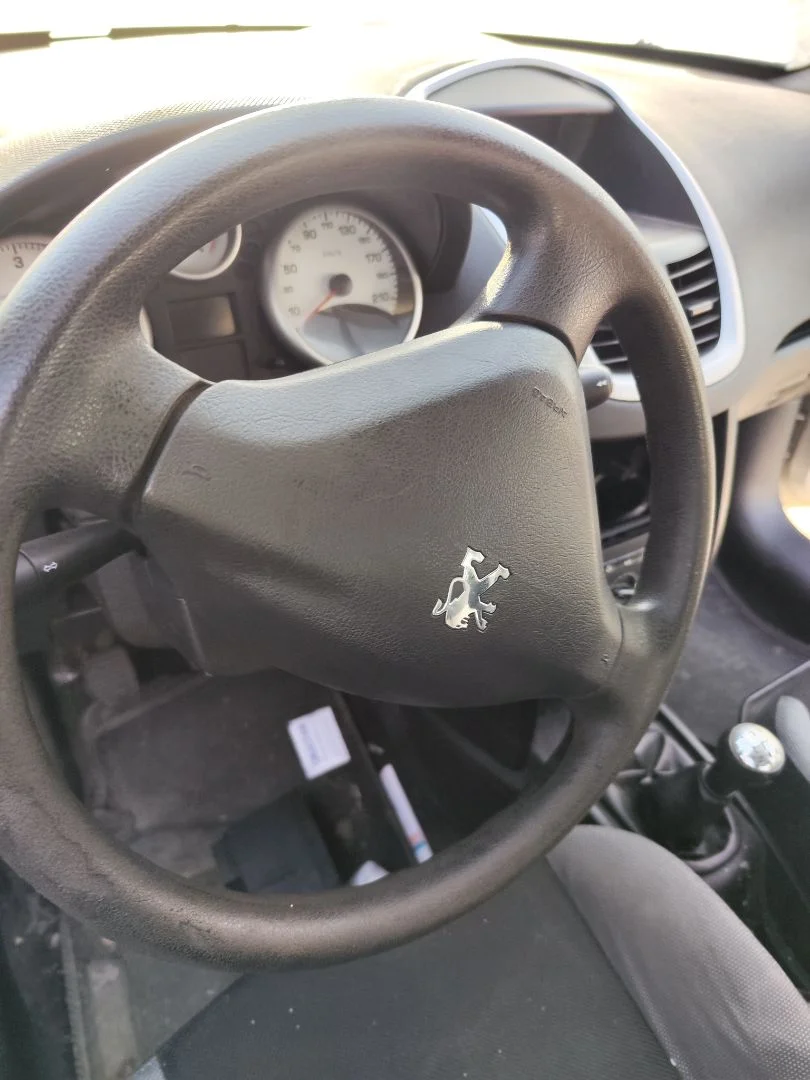Foto de AIRBAG DELANTERO IZQUIERDO PEUGEOT 207 1.4 HDi (68 CV / 50 KW)
