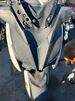 Foto de CARENADO YAMAHA X-MAX 300 292 cm3 - 20.6 kW (0 CV / 0 KW) foto 2